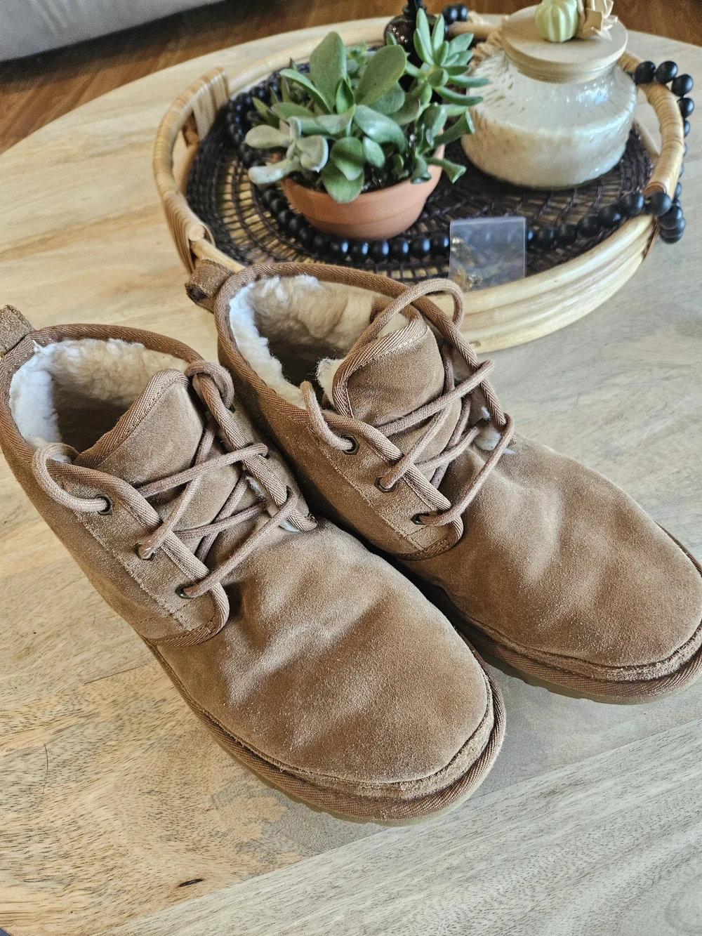 UGG Men’s Chestnut Suede Chukka Boots- Men Size 9/women 11